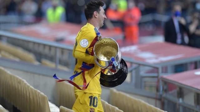 开云手机注册-33岁梅开二度拿35冠已非人类，人类中德容最佳